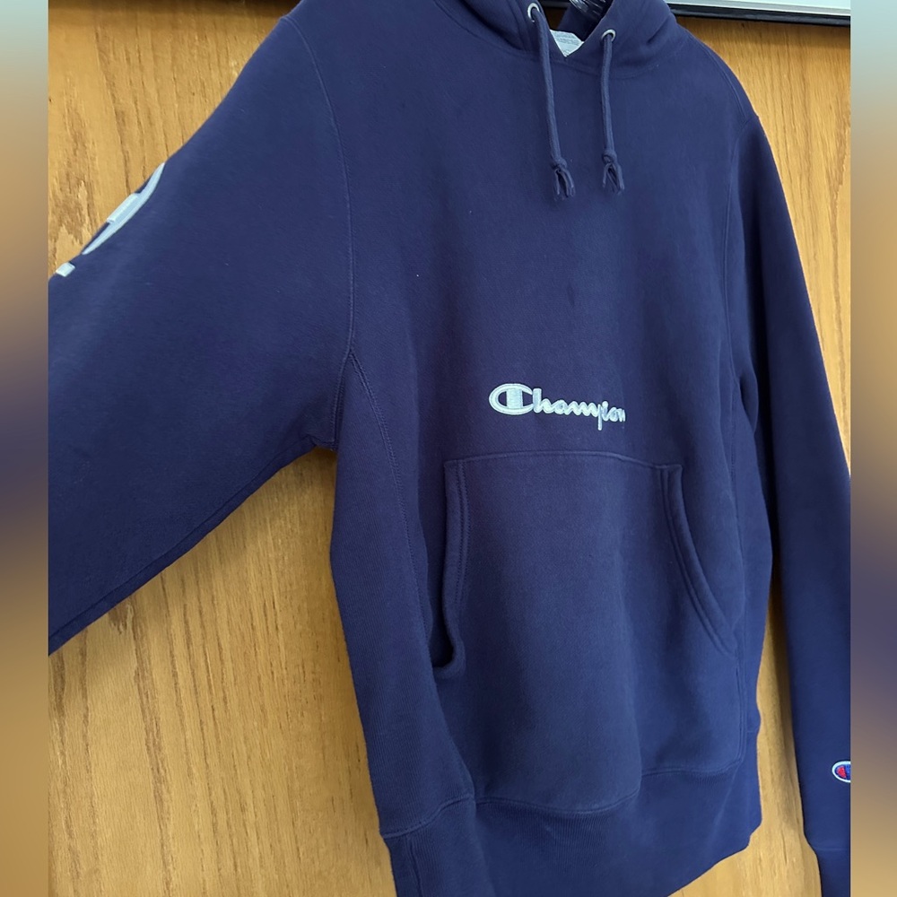 dark blue champion hoodie